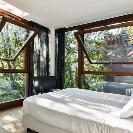Casa Sull'albero 4* 말그라테